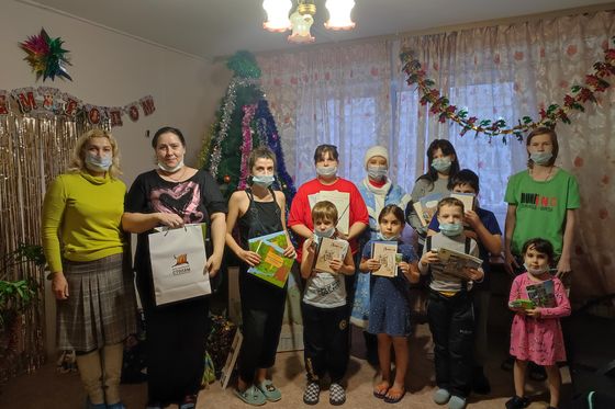 Знакомим со «Столбами» новых жителей Красноярска
